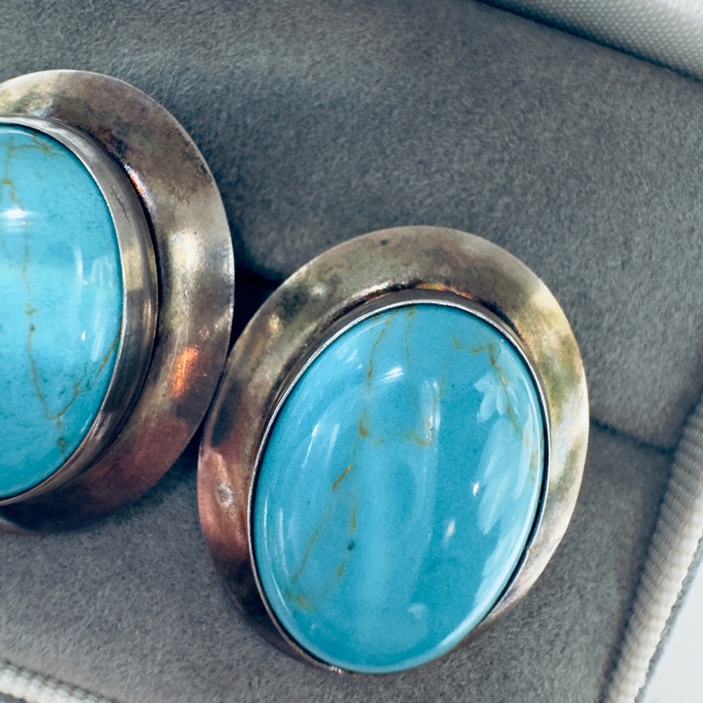 ❌SOLD❌ Vintage Handmade Large Turquoise Stud Earrings Solid 925 Sterling Silver - Picture 5 of 15